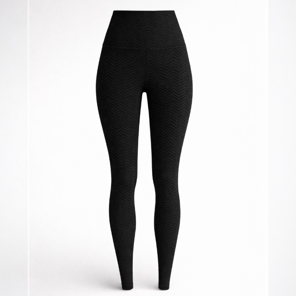 Lululemon EUC Align High-Rise Pant 25” Speckle Embossed Black – Size 6